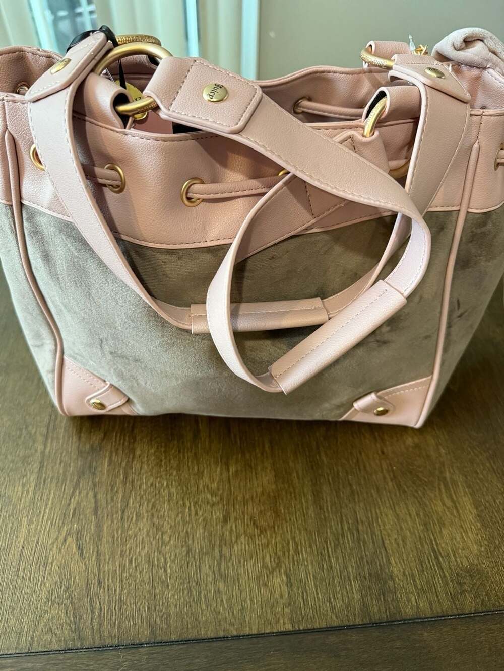 Juicy Couture Lovers Club Daydreamer Tote Handbag - Picture 4 of 6